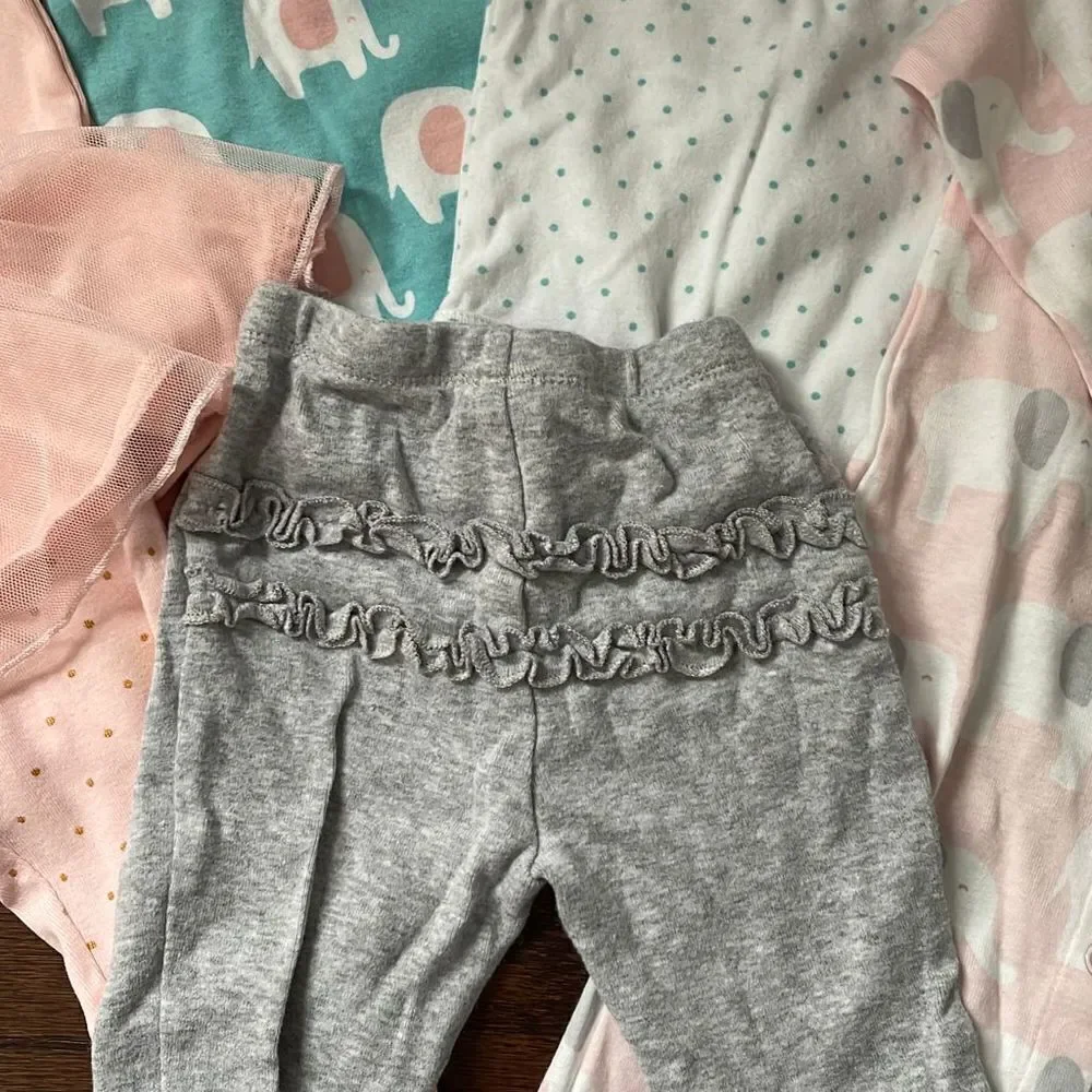 Carter’s Baby Girl Bundle-Size 6 months‎